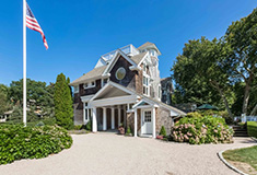 Joyal of Lila Delman sells 21 Yosemite Valley in Watch Hill for $2.05m